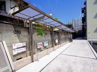 静岡駅 バス21分  安東2丁目下車：停歩3分 1階の物件外観写真